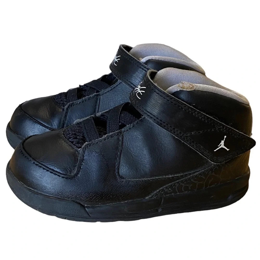 Nike air Jordan FLIGHT black sneakers size 8 toddler youth child